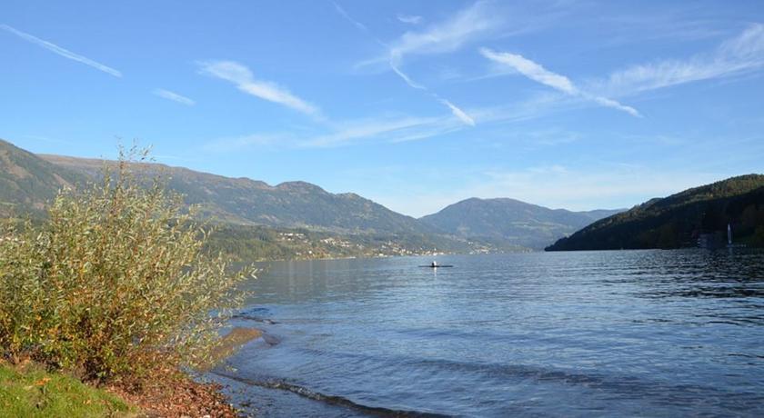 Fruehstueckspension Haus Golker Seeboden Exterior foto